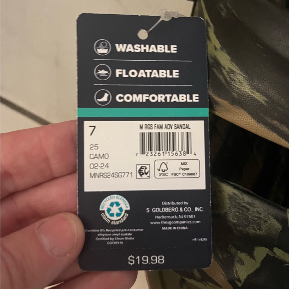 Rugged Shark Camouflage Sandals - Picture 7 of 7